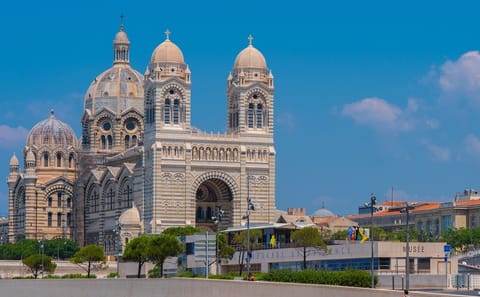 Self-Drive Tour of Provence and the Riviera from Marseille
