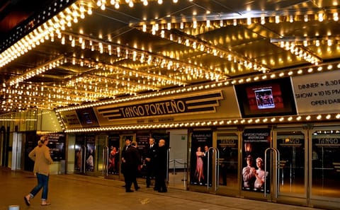 Tango Dinner and Show Experience in Buenos Aires