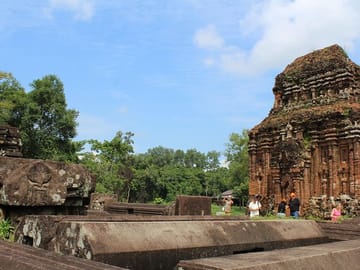 My Son Sanctuary and Hoi An Full-Day Cultural Tour from Da Nang