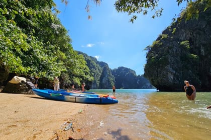 A full day exploring kayaking 3 islands (Talabeng sea cave)