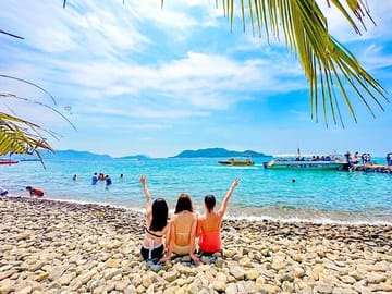 Nha Trang Island Hopping and Beach Adventure Tour