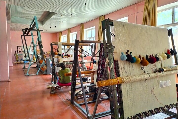 Guba Carpet factory-Quba carpet factory-Guba tour-Quba tour-carfpet making Azerbaijan-VLA travel