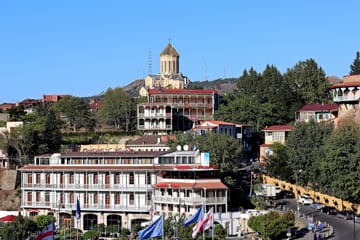Cultural City Tour of Tbilisi with Wine Tasting Experience