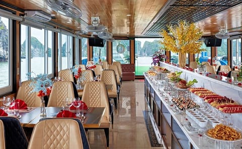 Premium Halong Bay Day Cruise with Buffet Lunch from Hanoi