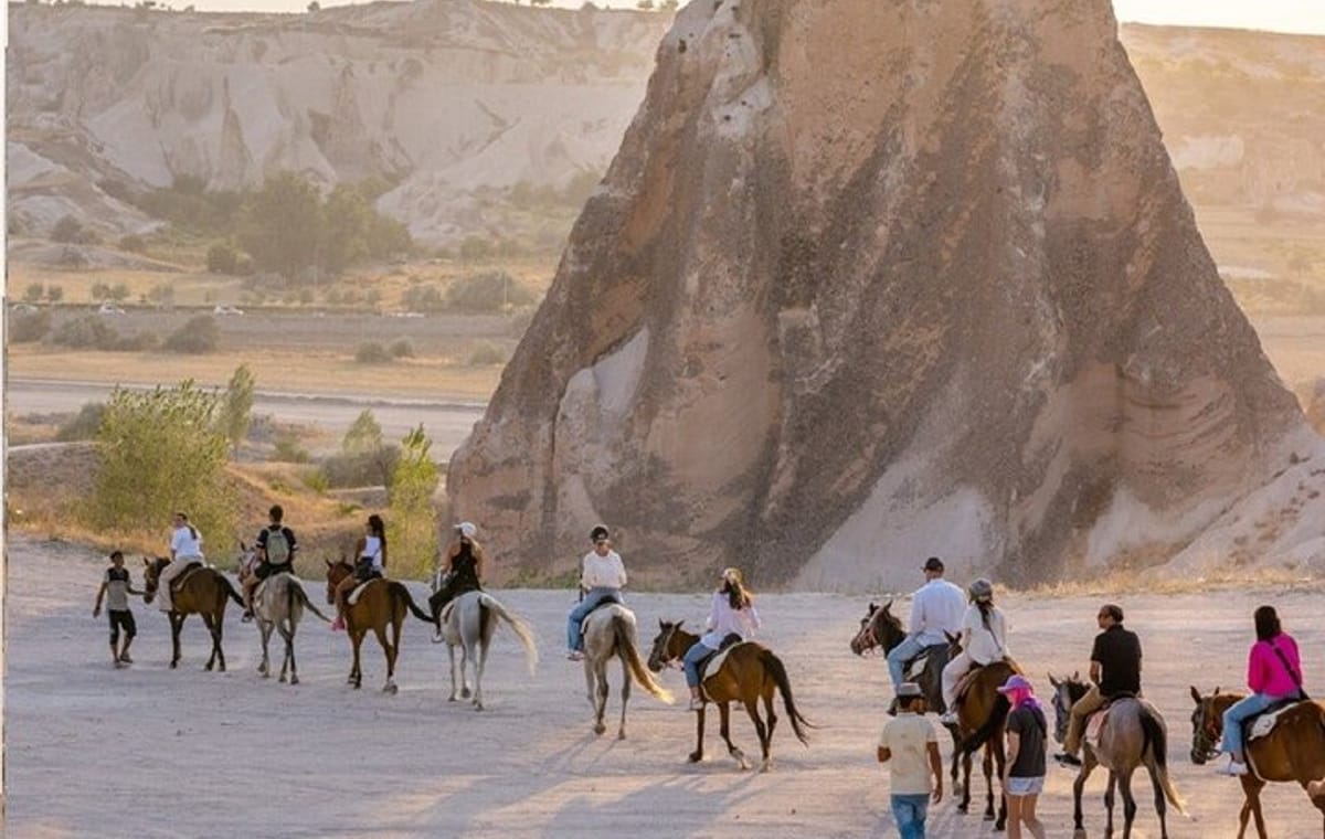 2 Hours Horseback Riding Tour Through the Valleys of Cappadocia