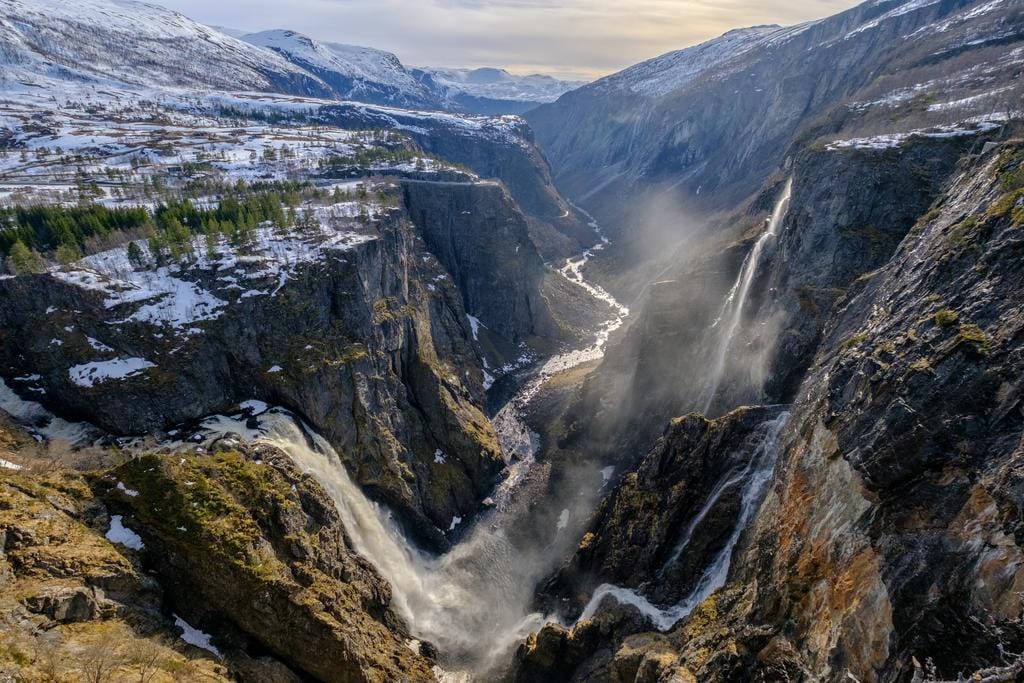 Private guided tour - Hardangerfjord, Voss Gondola & 4 Great Waterfalls 7