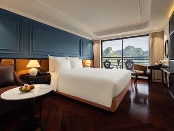 Luxury Diana Cruise 5-Star: Explore Ha Long Bay 2 Days 1 Night