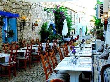 Alaçatı and Çeşme Day Tour from Izmir