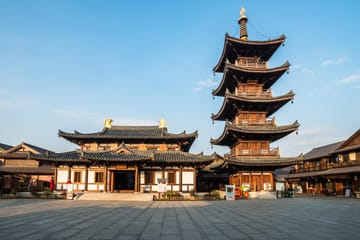 Day Trip from Shanghai to Huishan Ancient Town and Nianhua Bay