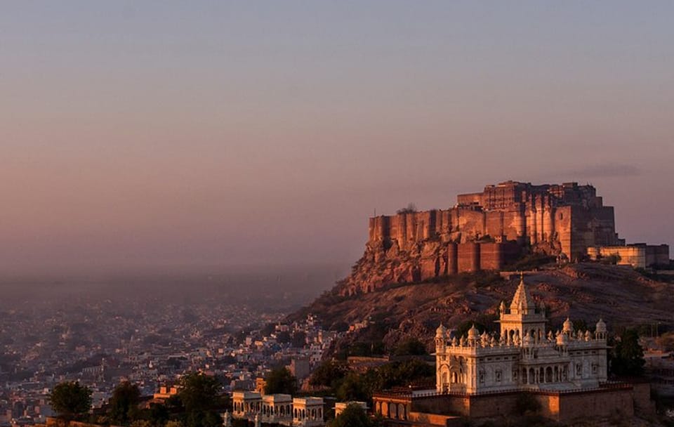 Jodhpur Cultural Tour: Explore Mehrangarh Fort and Mandore Gardens