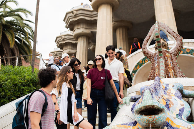 Private Park Güell & Sagrada Família Tour with Hotel Pickup