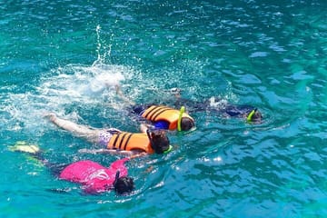 Phuket: Racha Yai & Koh Hey Catamaran Tour