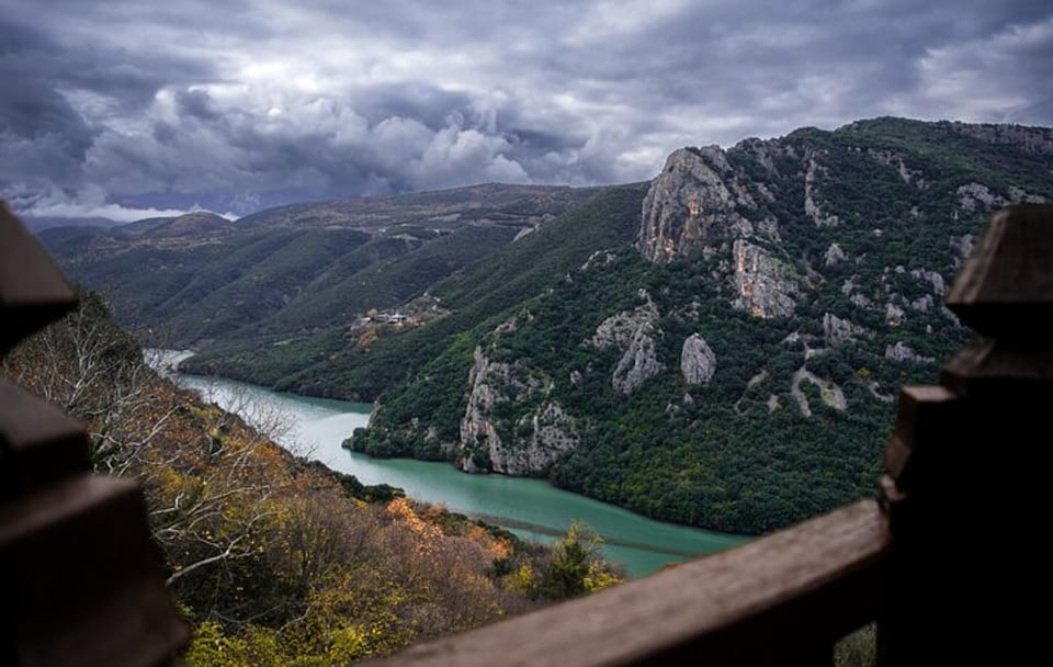 Private Tour of Vergina Royal Tombs and Veria Monastery