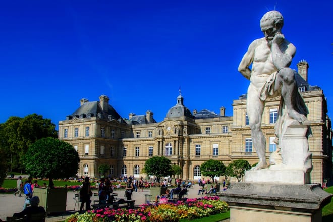 Private Paris Night City Tour with Seine River Cruise and Hotel Pickup by Minivan 7