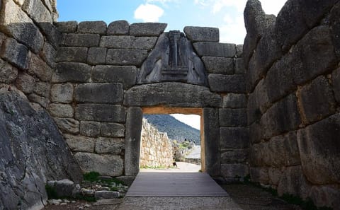 Private 2-Day Tour of Mycenae, Epidaurus, and Olympia