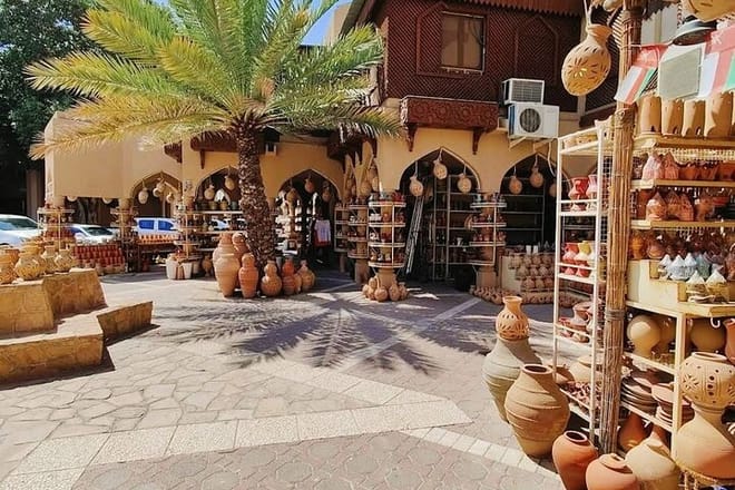 Private Day Trip to Nizwa, Misfat Al Aberyeen, Al Hamra 9