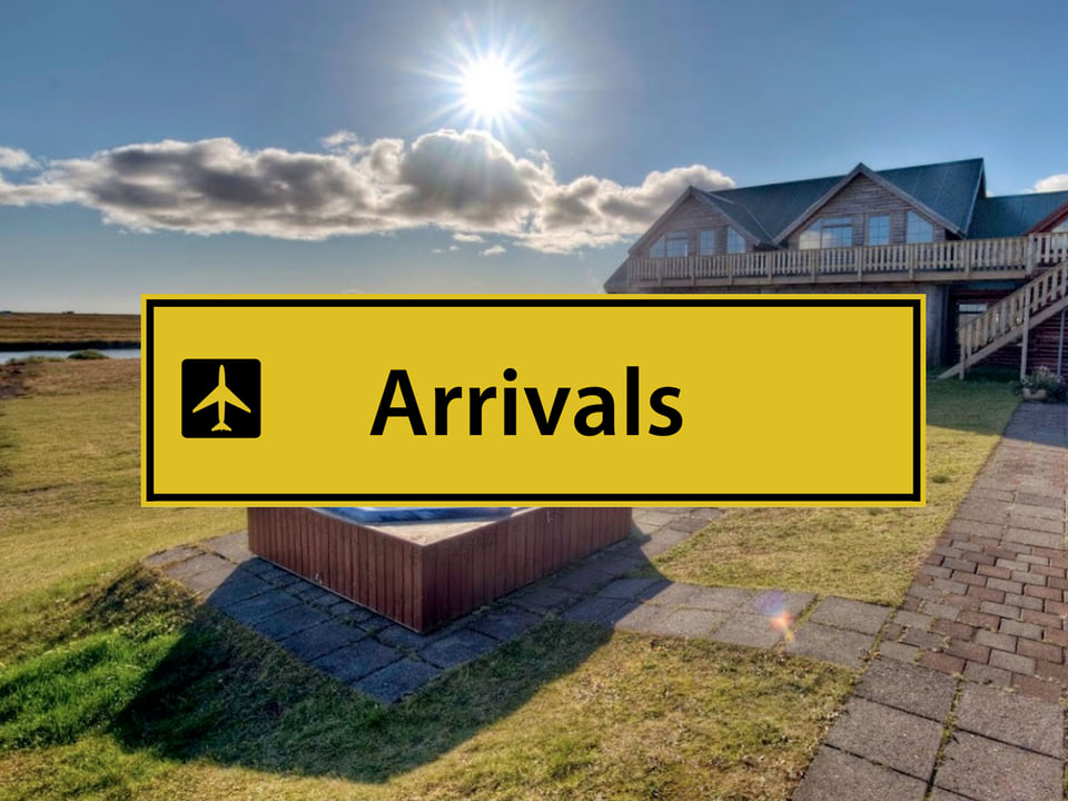 LUX 07 Luxury Private Transfers Keflavik Airport To Hotel Rangá — Superjeep.is