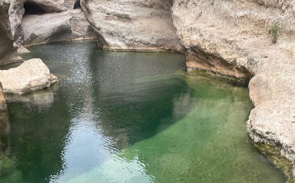 Private Day Trip to Wadi Shab and Bimmah Sinkhole from Muscat