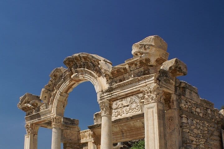 Private Ephesus Artemis Temple and Şirince Tour from Izmir