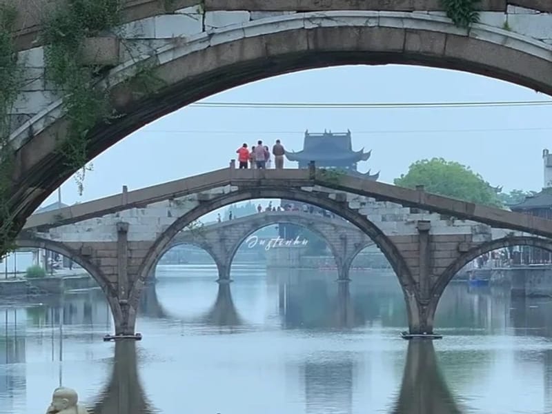 Qiandao Lake: Underwater City & Lantern Craft Private Tour