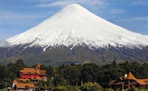 Full Day Tour of Osorno Volcano and Petrohue from Puerto Varas