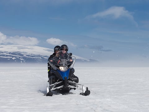 Pearl Tour - Golden Circle Super Jeep Tour & Snowmobiling, photo 12