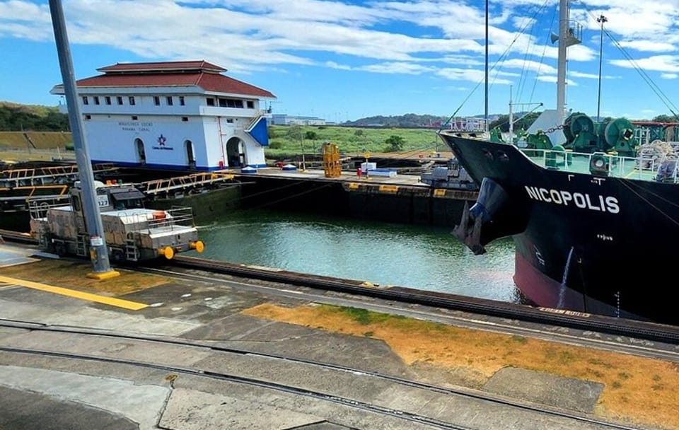 Half-Day Panama City and Canal Tour with Old Town Walk