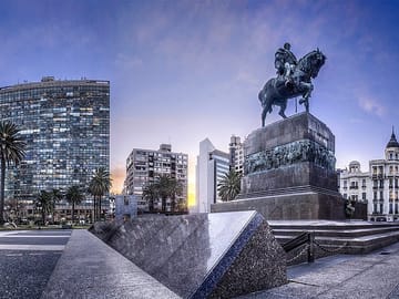 3-Day Cultural Tour of Montevideo from Buenos Aires