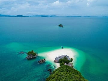 Half-Day Speedboat Tour to Khai Islands from Phuket