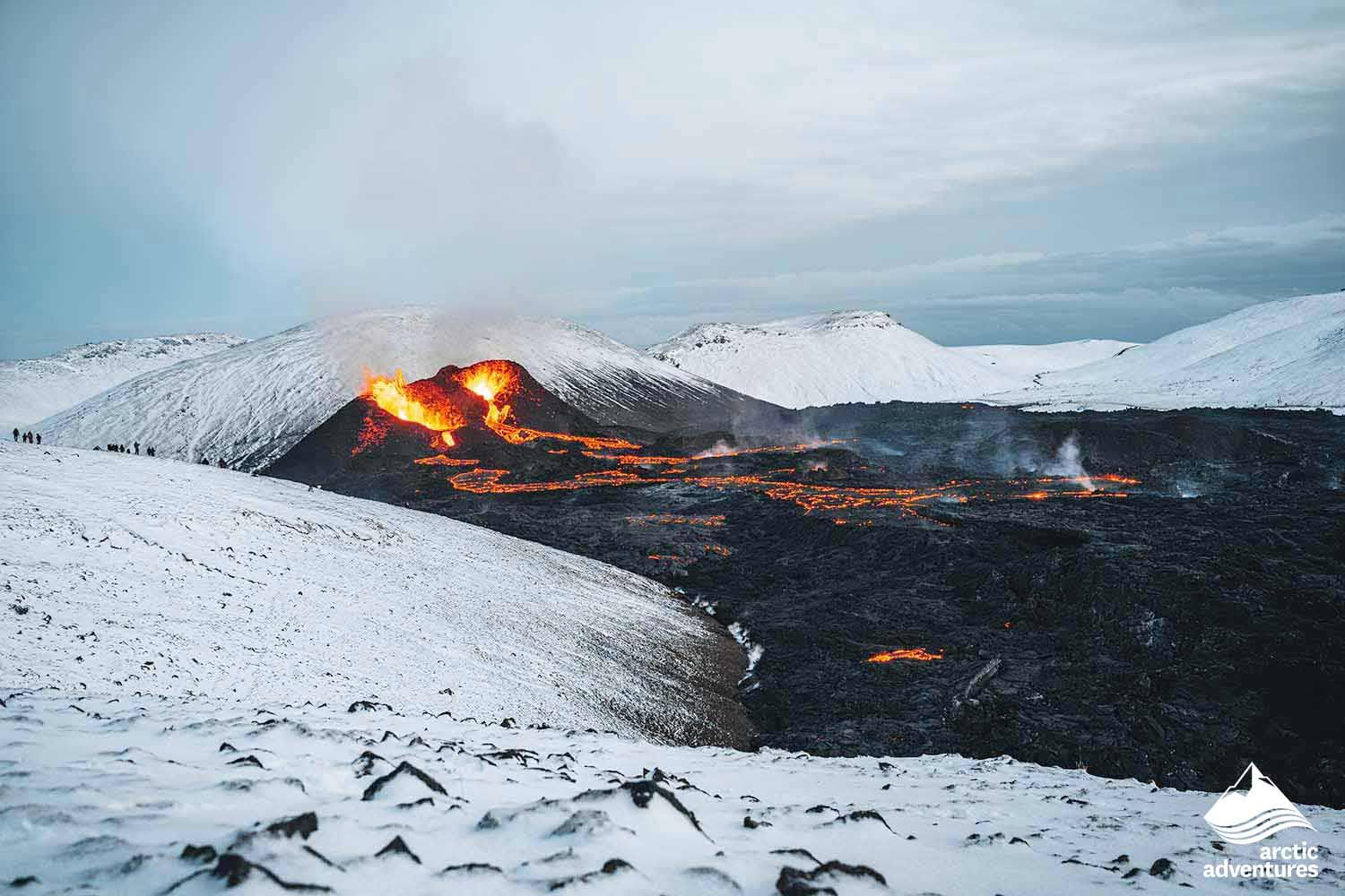 Vulcano erupting during 4 day tour in Iceland