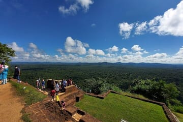 Sigiriya Rock and Dambulla Cave Tour from Trincomalee