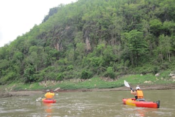 Kayak Tour Across Sirilanna Lake in Chiang Mai