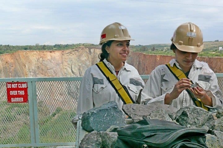 Looking at the Kimberlite