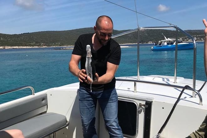 Blue Cave Tour with Speed Boat from town Hvar 8