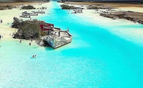 Bacalar Lagoon Full-Day Tour with Breakfast and Lunch