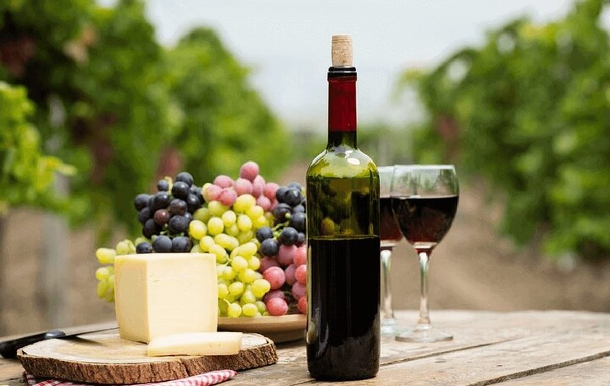 SKIP-THE-LINE: Cappadocia Tour w/wine tasting and clay shaping