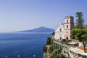 Private Tour of Pompeii, Sorrento and Positano from Naples