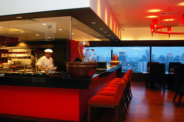 ‘Dine Around Dinner’ at The Landmark Bangkok