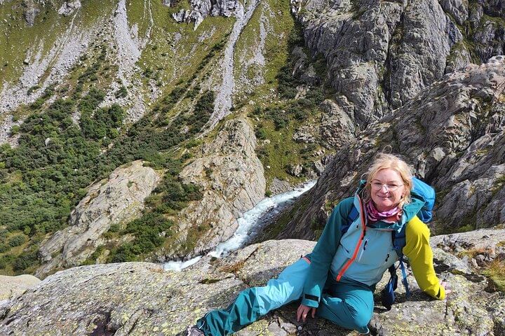 4 Days Swiss Alps Tour Zermatt, Jungfrau Region and Hidden Gems