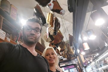 Florence Walking Food Tour with Fiorentina Steak and Wine Tasting