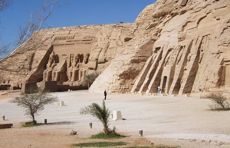 2 Days Tour from Luxor Edfu, Kom Ombo, Aswan till Abu Simbel