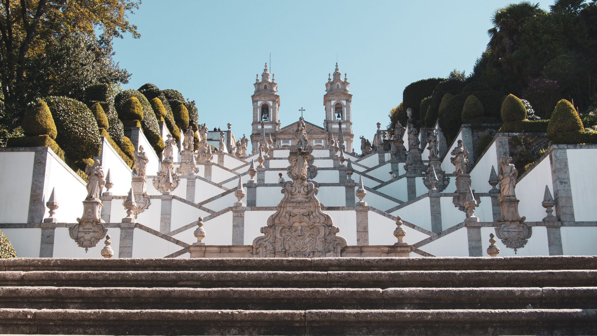 Image of the staircase at Bom Jesus do Monte, part of Cooltour Oporto's Braga & Guimaraes Tour