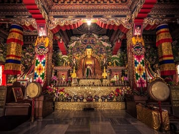 Bodhgaya and Gaya Pilgrimage Day Tour in India