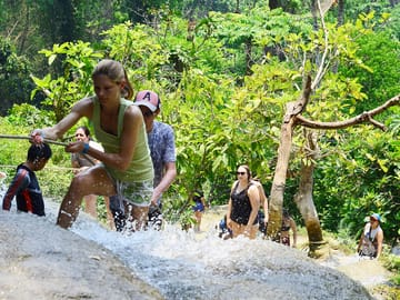 Chiangmai day trip Temples and Sticky waterfall