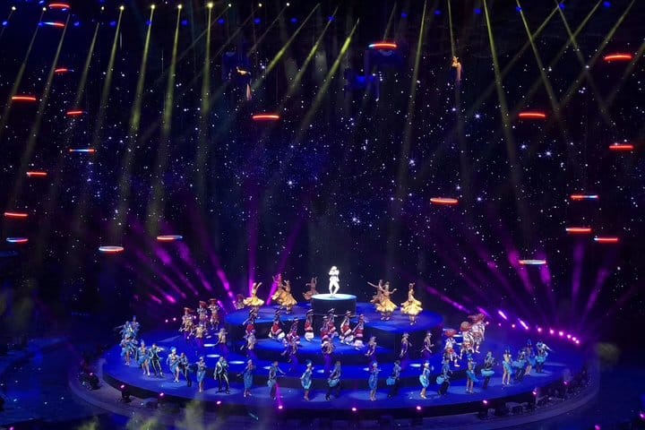 Private Day Tour to Chimelong Safari and Circus Show in Guangzhou