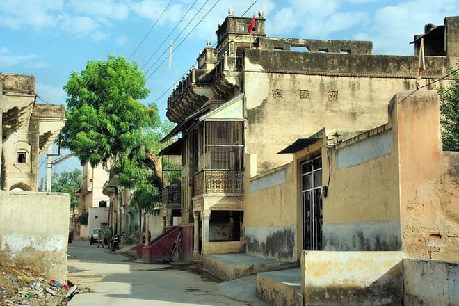 Street in Mandawa Town.