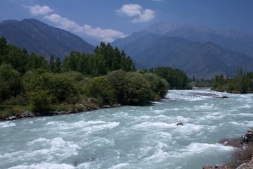 Pahalgam Day Trip from Srinagar with Cultural Highlights