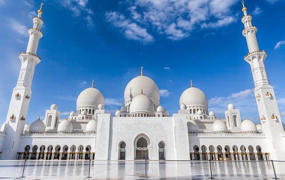 Abu Dhabi City Tour with Louvre Museum from Dubai Small Group