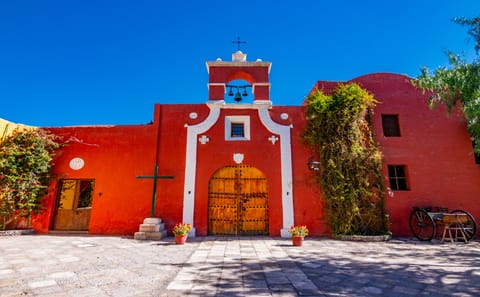 Arequipa Countryside Tour: Sabandia Mill and Founder's Mansion