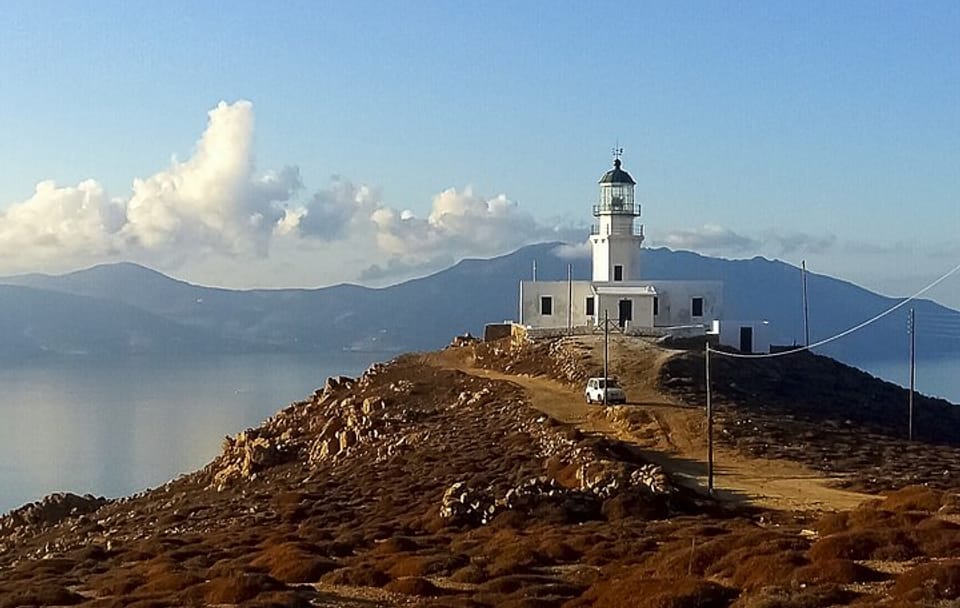 Mykonos 4-Hour Van Tour to Ano Mera Village and Kalafati Beach